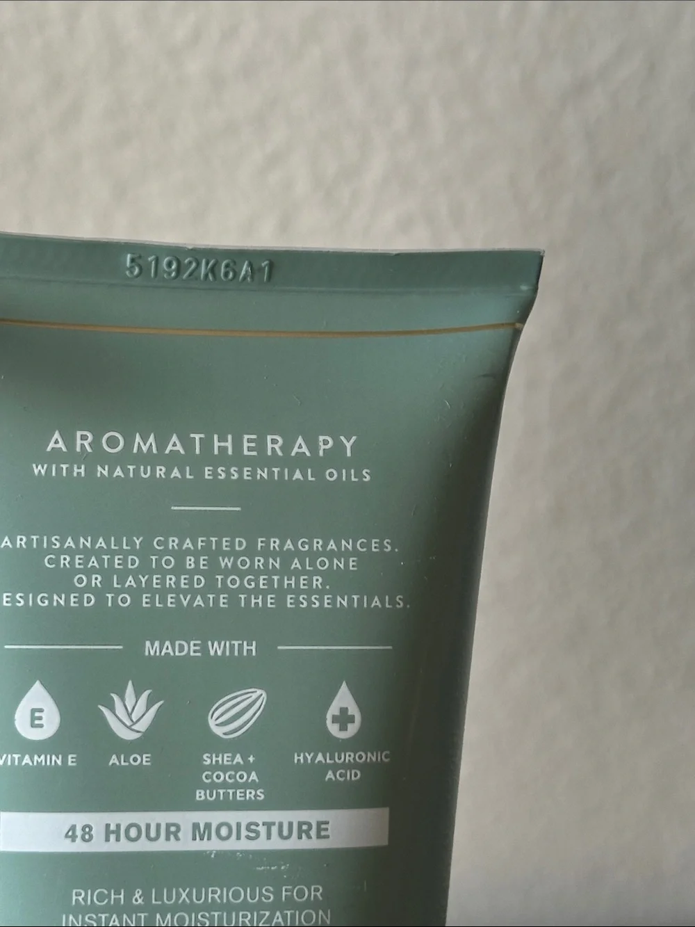 Bath & Body Works Eucalyptus Body Cream - Mint Green & Gold